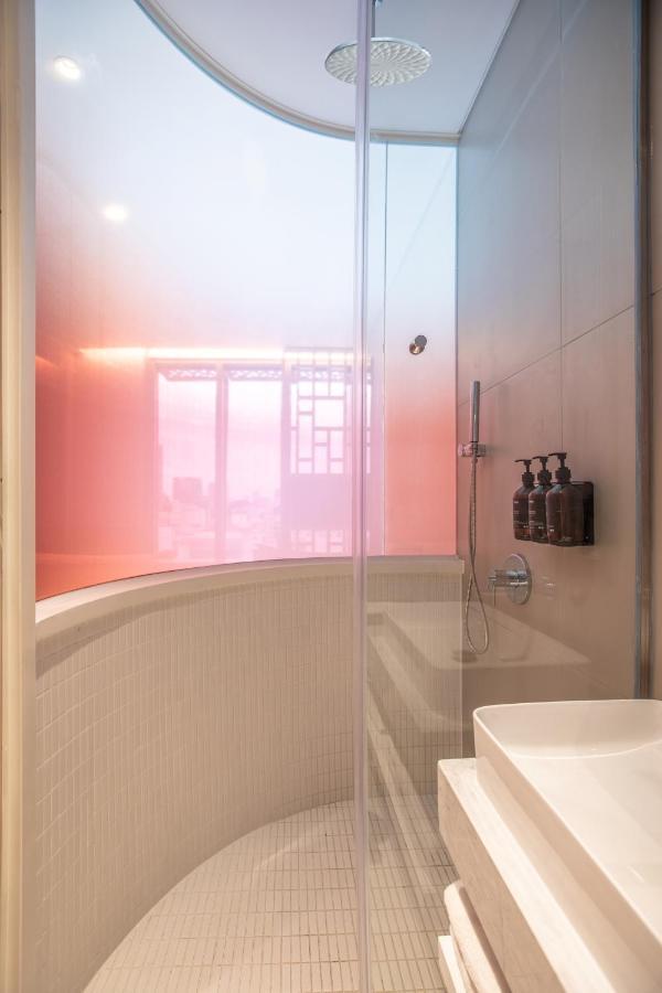Wink Hotel Saigon Centre - 24Hrs Lifestyle Stay Ciudad Ho Chi Minh  Exterior foto